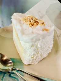 ร้านลับ ที่มีเค้กมะพร้าวอร่อยมาก