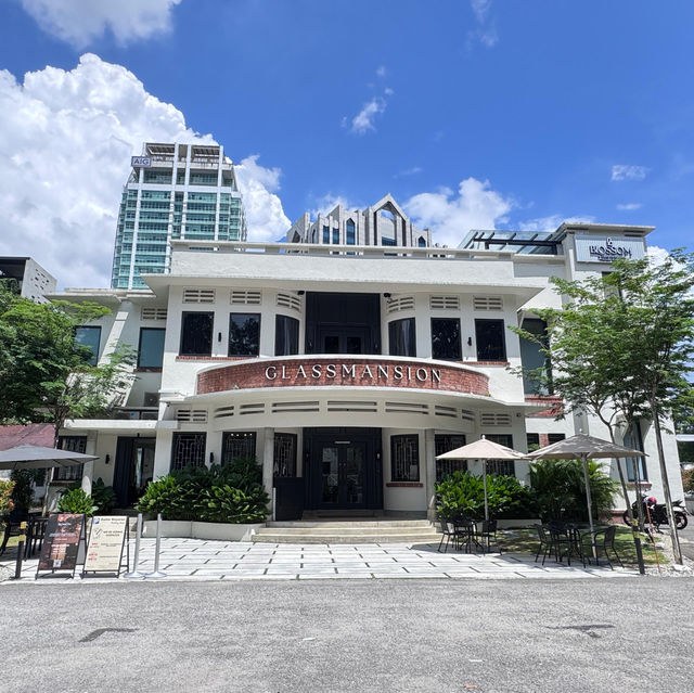 Weekend Getaway at Blossom Glassmansion, Kuala Lumpur