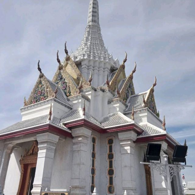 ชมเสาหลักเมืองที่ศ่ลหลักเมือง✨️