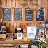 Miyo Coffee&Bar คาเฟ่สไตล์โรงนา