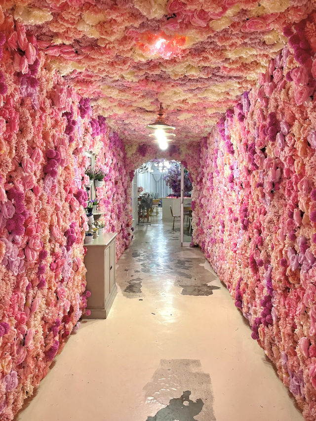“ร้านคอระฆัง” ร้านสวยในตัวเมืองภูเก็ต