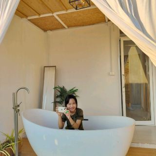 Nalai View Cafe & Homestay, 숙박 및 카페, 논 전망