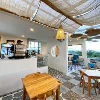 Who would have thought that in Maguwo there would be a rooftop coffee & eatery that had such a beaut