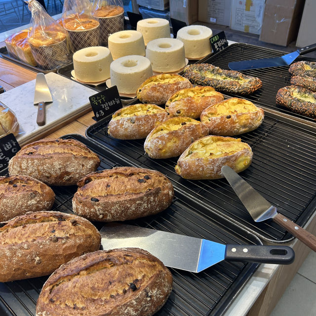 오창의 화덕빵이 유명한 대형 베이커리카페🥖🥯