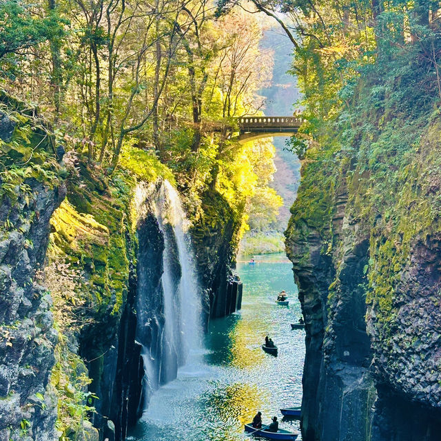 Takachiho Gorge - spectacular gorge in Kyushu