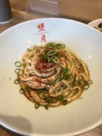 부모님 모시고 가기에도 좋은 로컬들이 가득한 타이베이 찐맛집 📍솽위에(moon moon food)