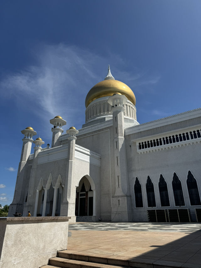 Sultan Omar Ali Saifuddin Mosque, Brunei 🇧🇳