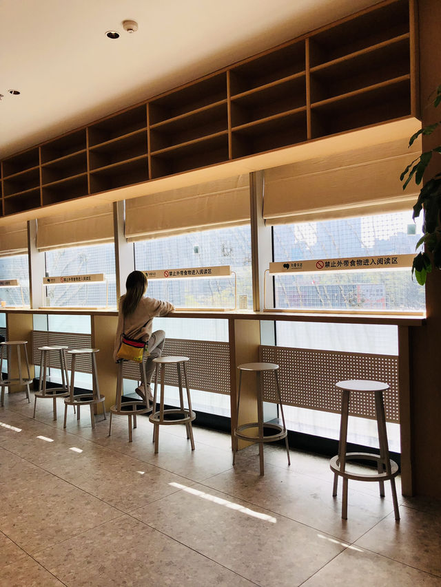 很寫意的咖啡☕️書店