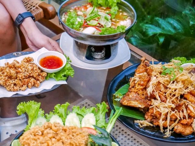 'บ้านแขก'
