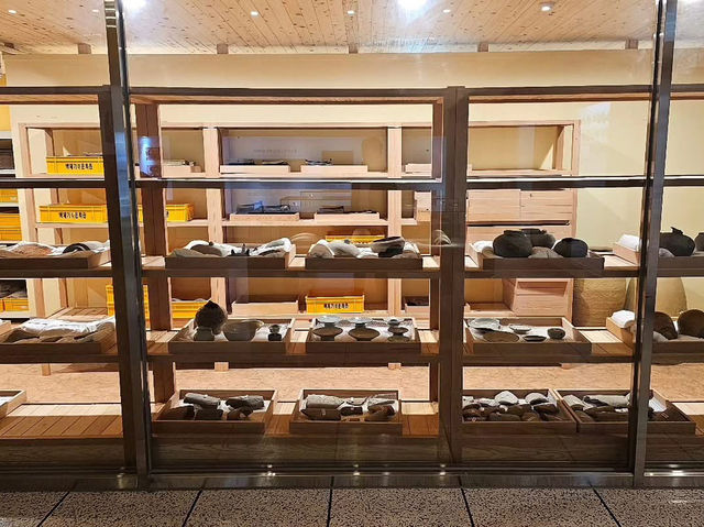 대한민국 충청남도 부여군 백제 기와 문화관 입니다.
