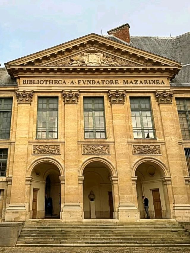 回到17 世紀的巴黎圖書館