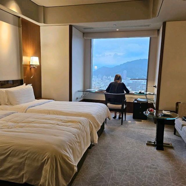 Shangri-La Far Eastern, Taipei