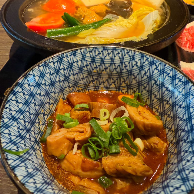 三多路上（湯師傅）鍋物.食材新鮮.麻辣瓜子醬非吃不可