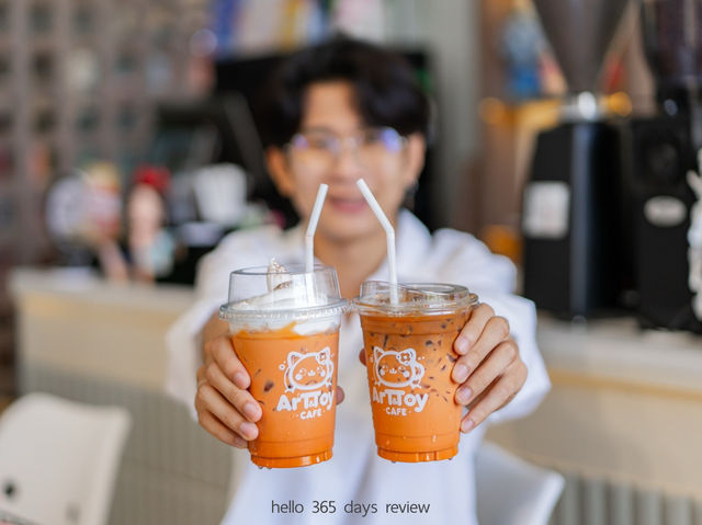 คาเฟ่ใหม่ 2025 กับ  Art&Toy Café Phangnga