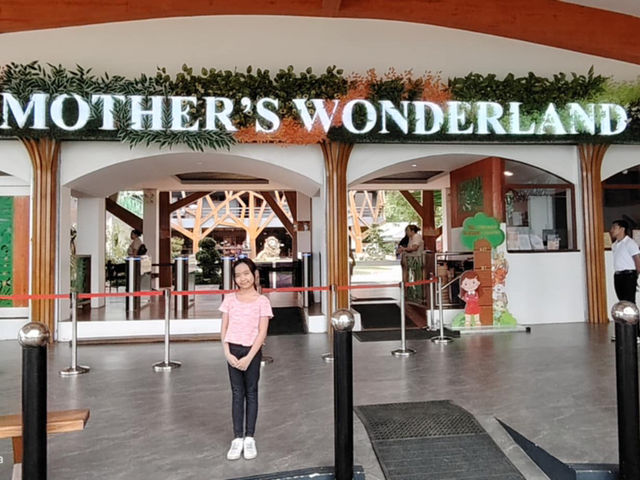 Theme park in Quezon Province, Ph