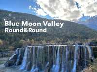 🏞️ เดินถ่ายรูป วิวเทพนิยาย Blue Moon Valley