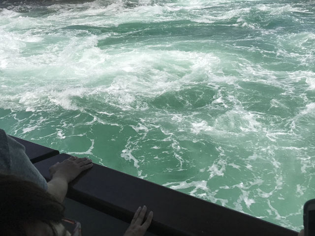 【徳島・鳴門の渦潮を間近で体感！自然が生むダイナミックショー】