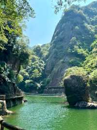 Zhedong Dragon Valley & Nanshan Lake: A Feast for the Senses