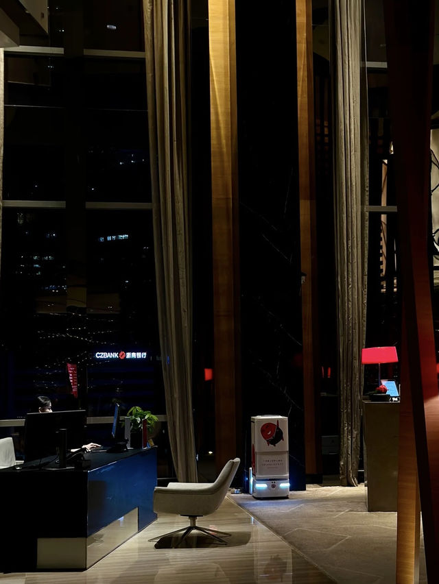A Sleek Urban Retreat at Grand Hyatt Guangzhou