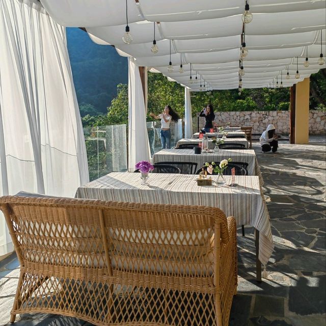 蜜悅深圳•祕野仙踪度假美宿半山森林餐廳