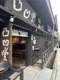 【飛騨高山⛰️町歩き】古い町並みを散策🚶‍♀️‍➡️高山ラーメンを食べよう