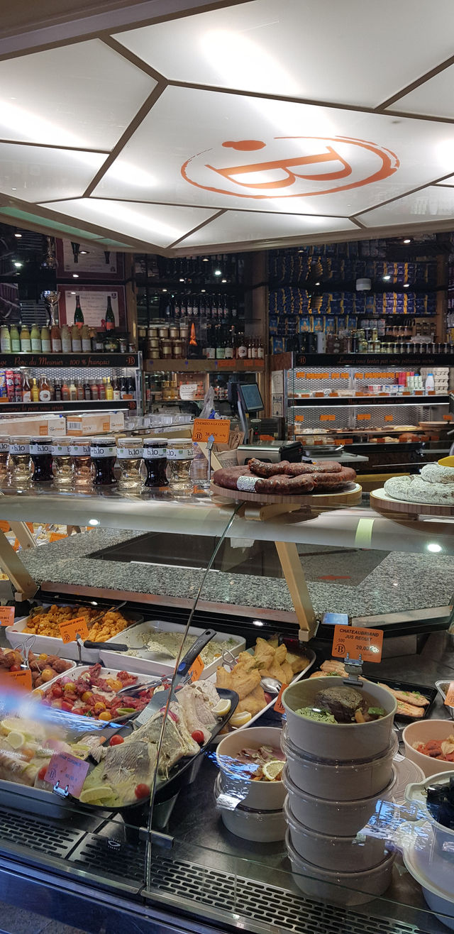 🥐 Breton Traiteur, 도빌 – "호텔 방에서도 프랑스를 맛보다"