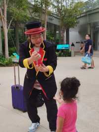 Stay in Sentosa, be the first to get to Universal Studios!