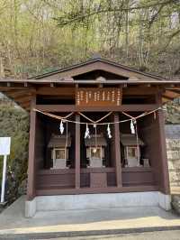  伊香保温泉の守り神「伊香保神社」—石段の頂上で願いを込める旅