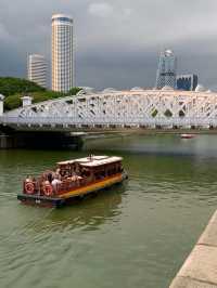 “Reflections of Time: The Soul of Singapore River”