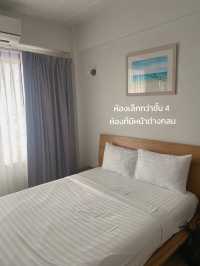 🏝 รีวิวที่พักติดริมทะเลบางแสน สไตล์มินิมอล มูจิ✨