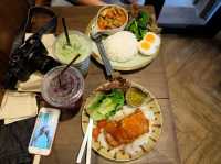  ร้าน Farm to Table Hideout  ร้านลึกลับใจกลางกรุง