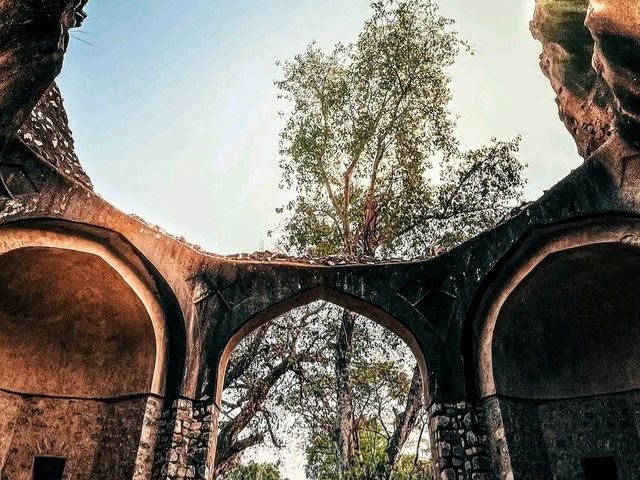 Timeless Beauty in Stone – My Visit to Humayun’s Tomb