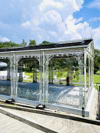 Tugu Pahlawan Garden: Colonial Oasis Beside the Old Sarawak Museum