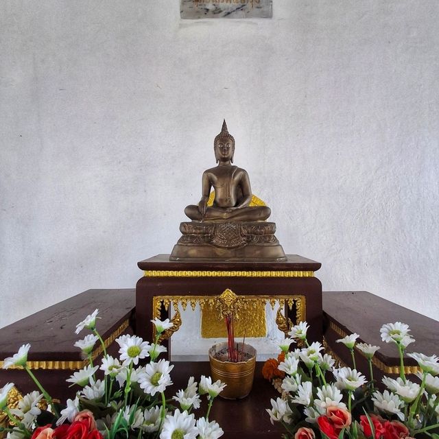 สักการะหลวงพ่อโชติ และชมอุโบสถสมัยอยุธยา