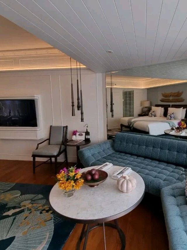 🌟 Royal Riverside Retreat: Mandarin Oriental Bangkok  🏨🌊