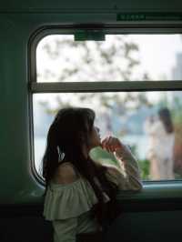**🌊【灣仔打卡新熱點】退役「烏蠅頭」列車進駐海濱站！維港景觀+鐵路迷必朝聖🚆