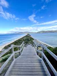 Where Land Meets Sea: Bruny Island’s Must-See Viewpoint