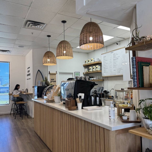 【グアム】🇬🇺 Solid Grounds Coffee Shop