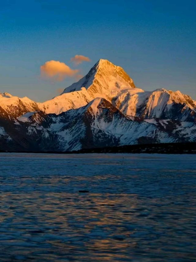 Mount Gongga: The King of Sichuan’s Skies