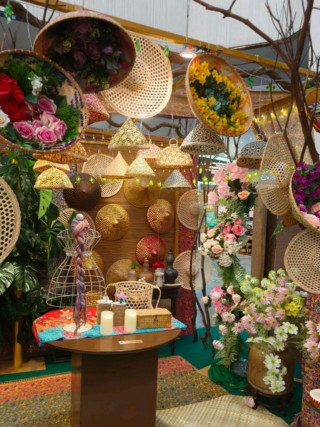 Raya Magic in Every Corner