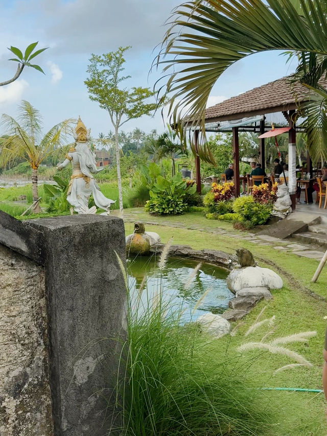 🍃田園驚喜·Ubud途中美味發現🌾🍗