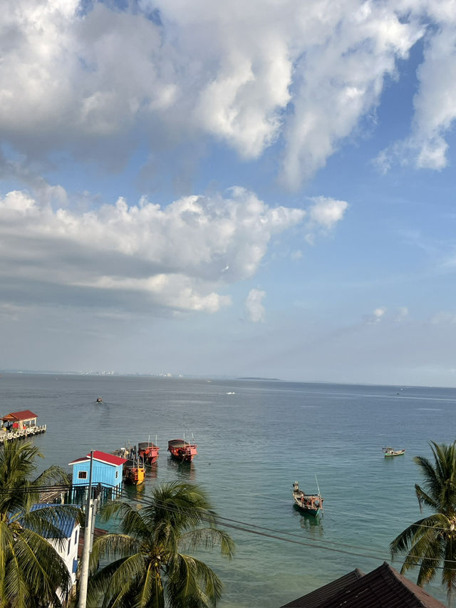 Party or Peace? Find Both on Koh Rong