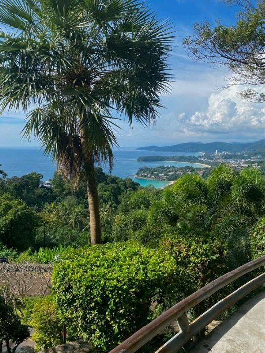 Karon Viewpoint