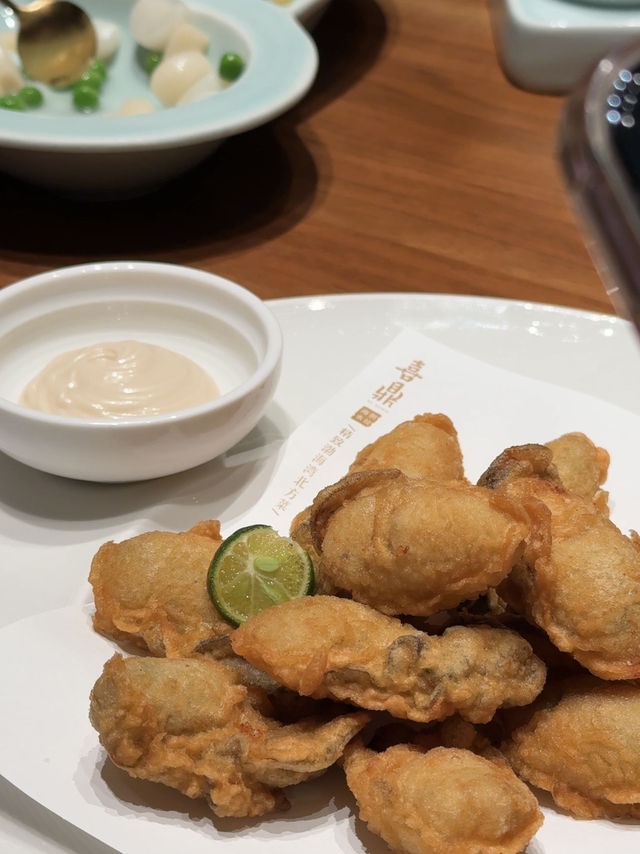 🍽️ 夜幕降臨，大連的味蕾冒險正式開始 🌃