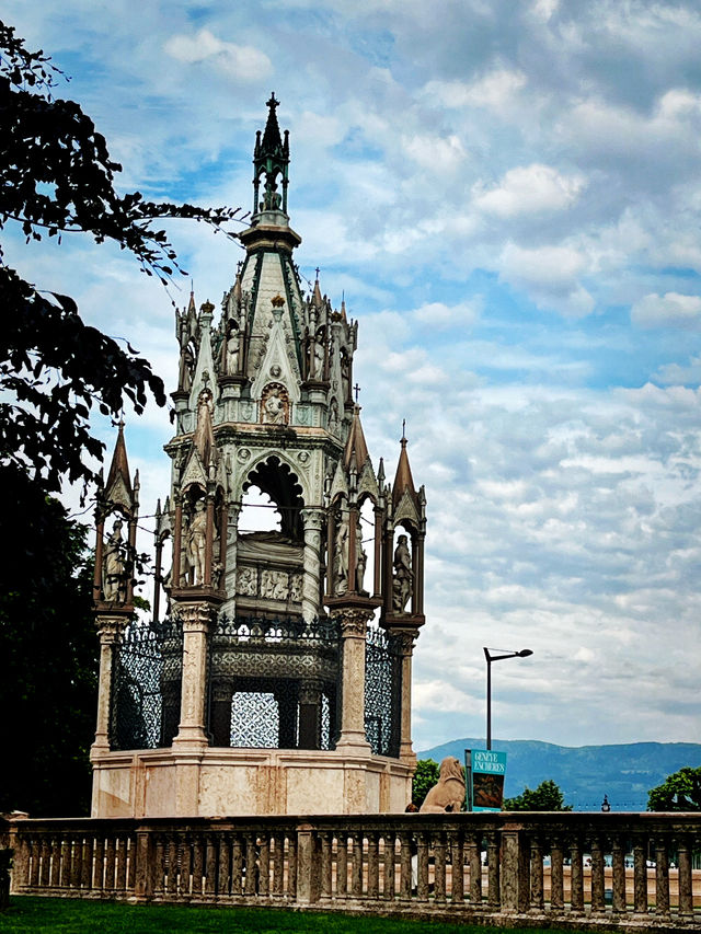 Swiss Summer by Rail: Geneva to Interlaken Journey