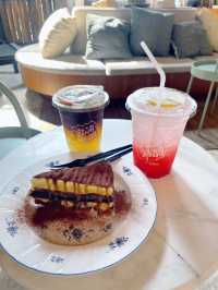 คาเฟ่ที่บางนา FO SHO BRO