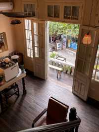 Hanoi Neighbors