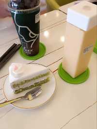 Chill Vibes at Vrex Cafe Semporna!