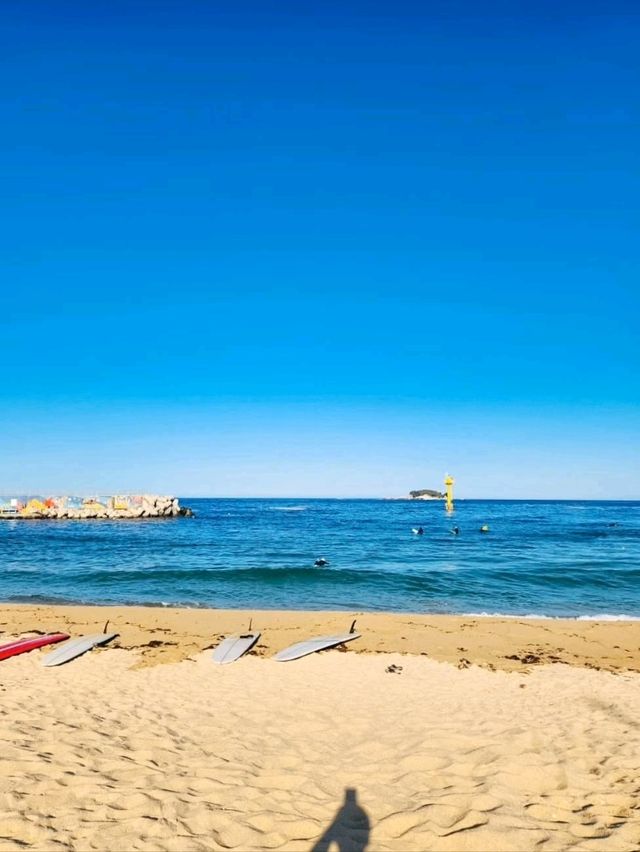 Sandy Vibes & Sea Breezes