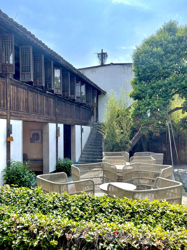 🇨🇳✨ 2D1N Wuzhen Getaway from Shanghai – Only RM450!